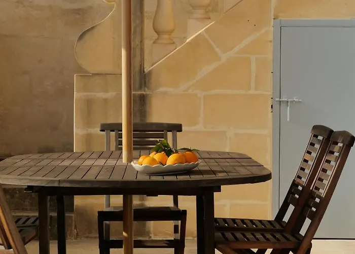 Διαμέρισμα Penthouse W/ Unique Harbour View