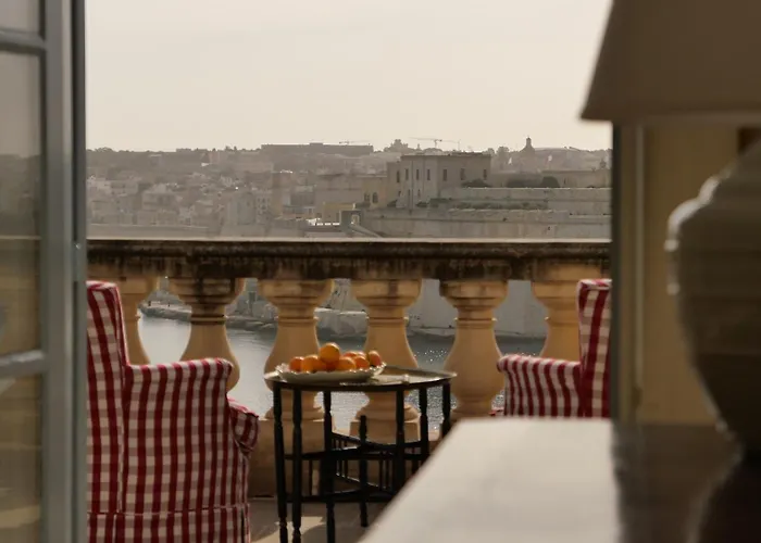 Διαμέρισμα Penthouse W/ Unique Harbour View