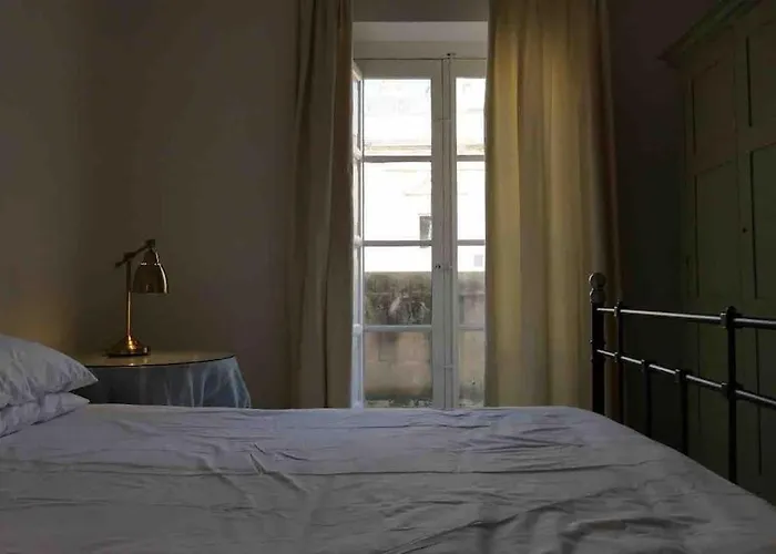 Penthouse W/ Unique Harbour View Διαμέρισμα *